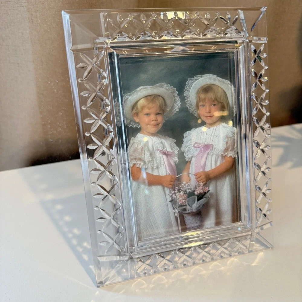 Crystal Glass 4x6 Picture Frame Diamond Cut Floral Pattern Clear Heavy Quality